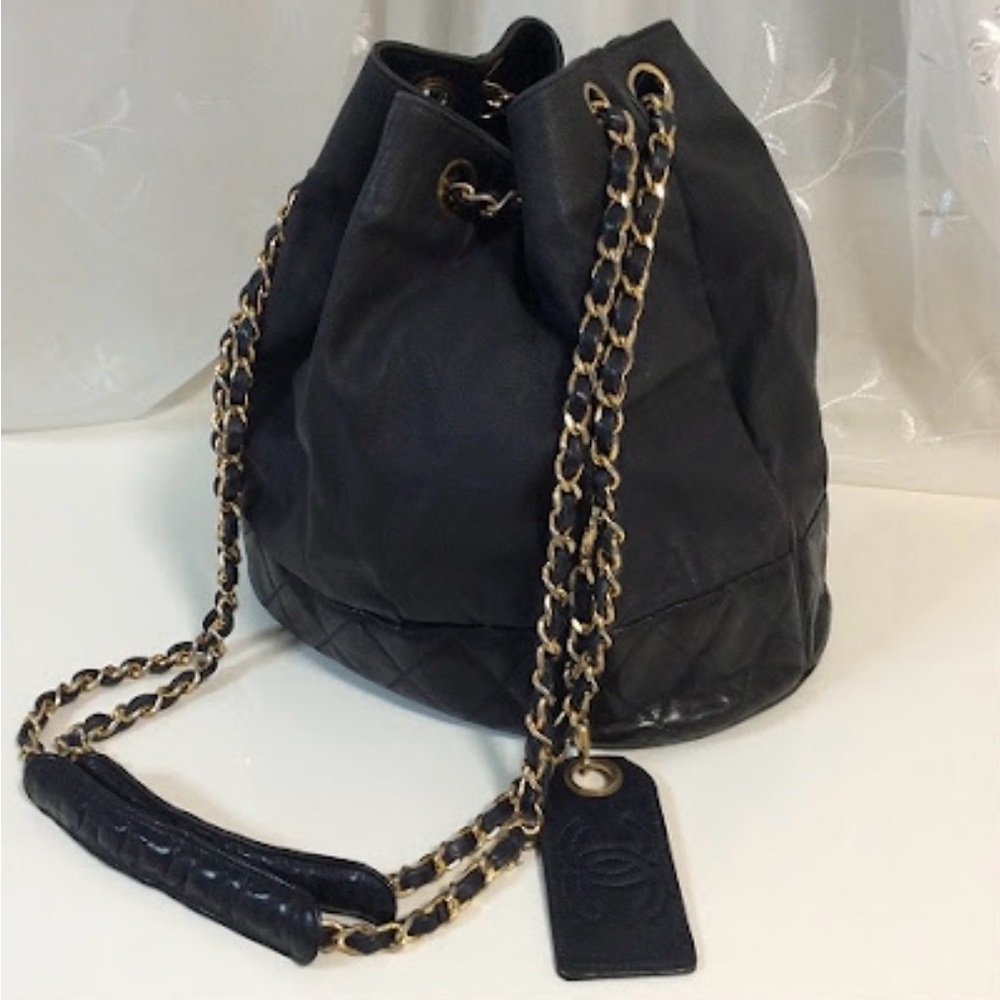 Chanel 1980’s Large Gabrielle Matelasse Aged Leather Hobo Drawstring Bucket Bag - Picture 11 of 14